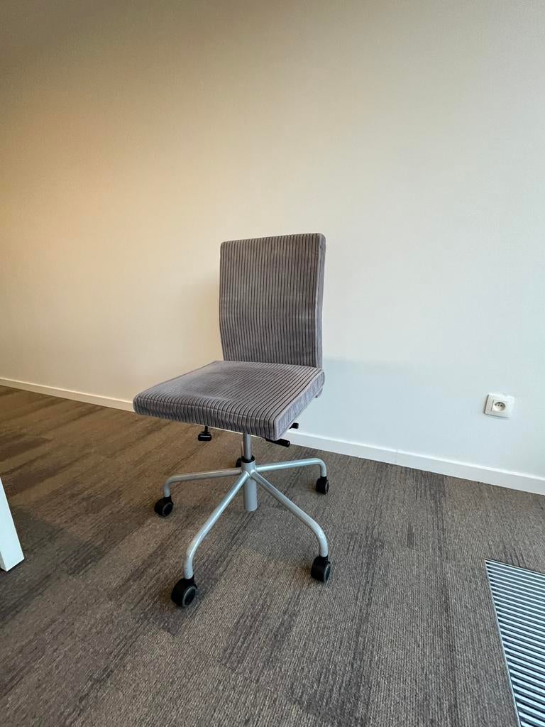 Chaise de bureau design BULO PUB & CLUB 55€, Maison & Meubles, Chaises de bureau, Utilisé, Chaise de bureau, Gris, Enlèvement