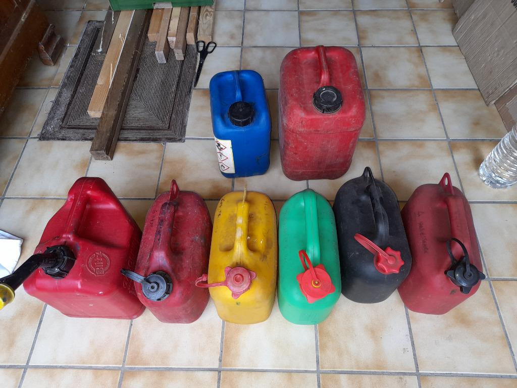 JERRYCANS VAN 5 LITER, Ophalen, Gebruikt