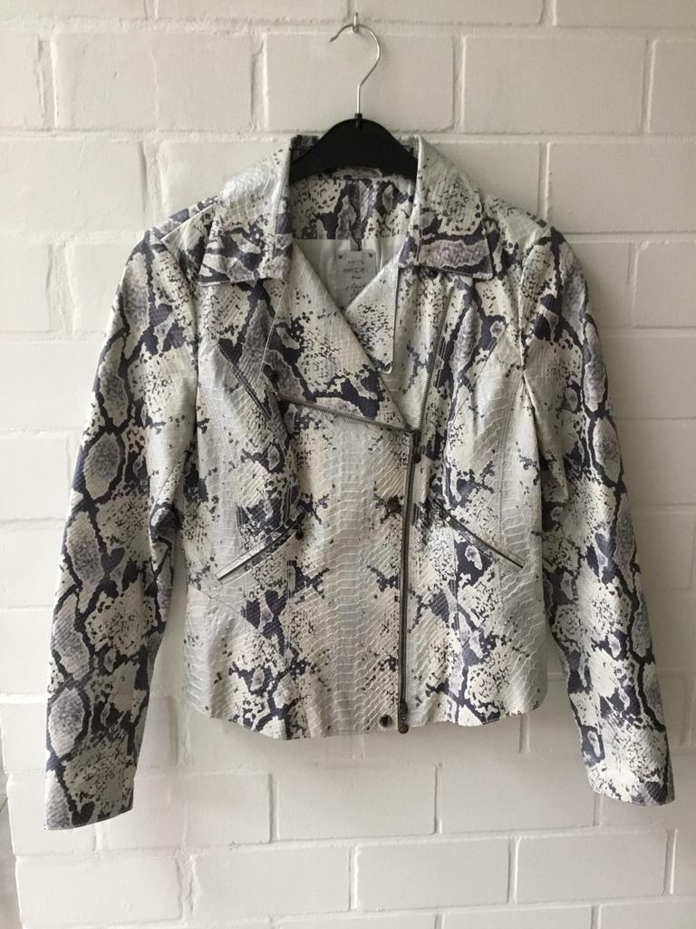 Jasje MARC CAIN, Maat 38/40 (M), Marc Cain, Beige, Ophalen of Verzenden