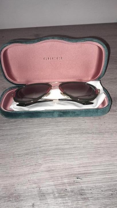 Gucci  Zonnebril, Enlèvement ou Envoi, Comme neuf