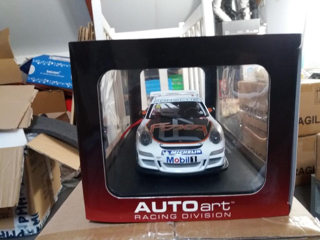 Autoart 1/18 Porsche 911 997 GT3 CUP PCCA CHINA, Ophalen of Verzenden, Zo goed als nieuw, Auto, Autoart