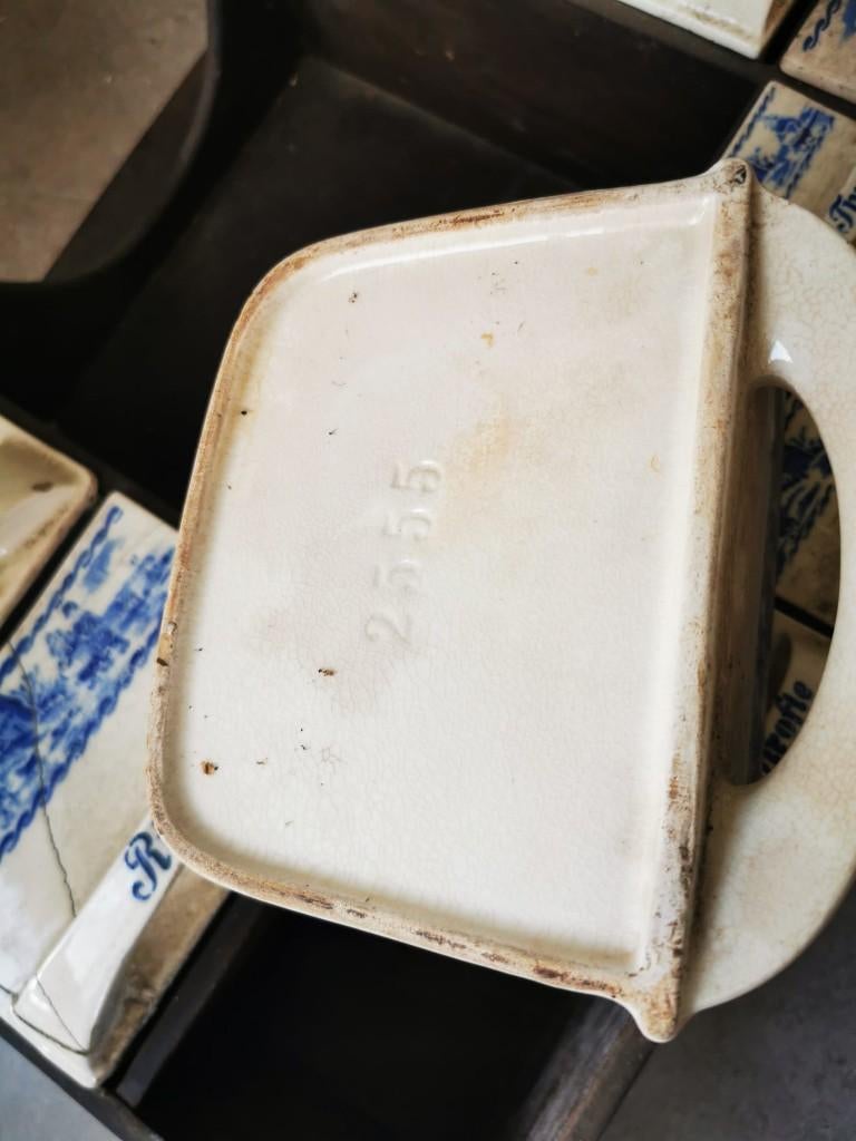 antieken lade's voor specerijen - kruidenrek, Enlèvement