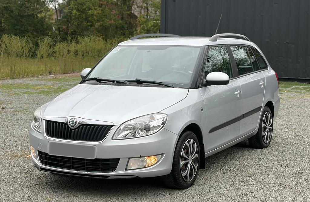 Skoda Fabia Break 1.2 TDI / euro 5 / 1ste eigenaar, Auto's, Skoda, Bluetooth, Euro 5, 1199 cc, Particulier