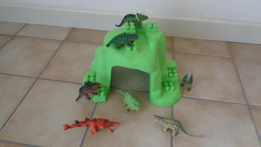 Dino speelset dinosaurus, Kinderen en Baby's, Speelgoed | Actiefiguren, Ophalen, Zo goed als nieuw