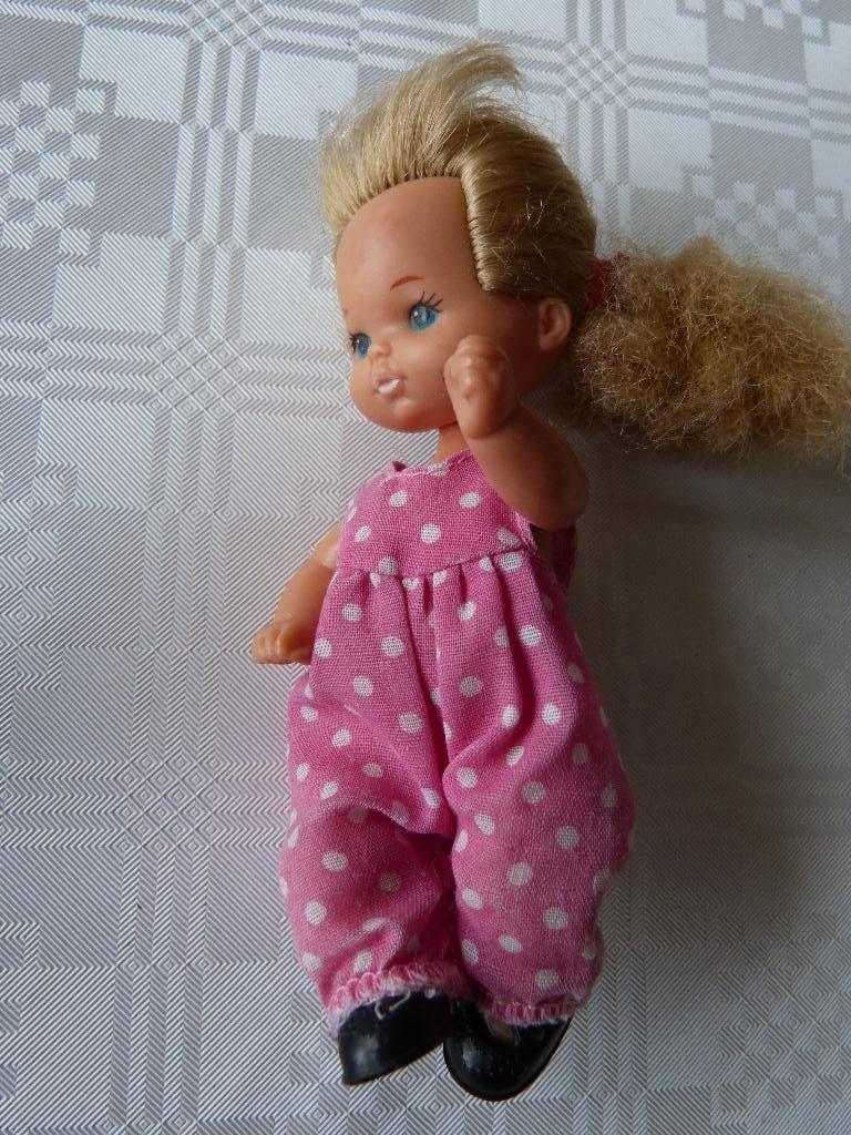 barbie baby pop, Kinderen en Baby's, Ophalen of Verzenden, Barbie