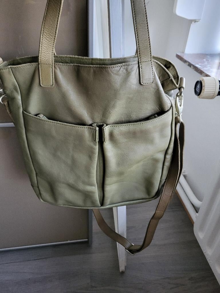 Sac cuir kaki legend, Bijoux, Sacs & Beauté, Enlèvement, Utilisé, Vert, Sac à bandoulière