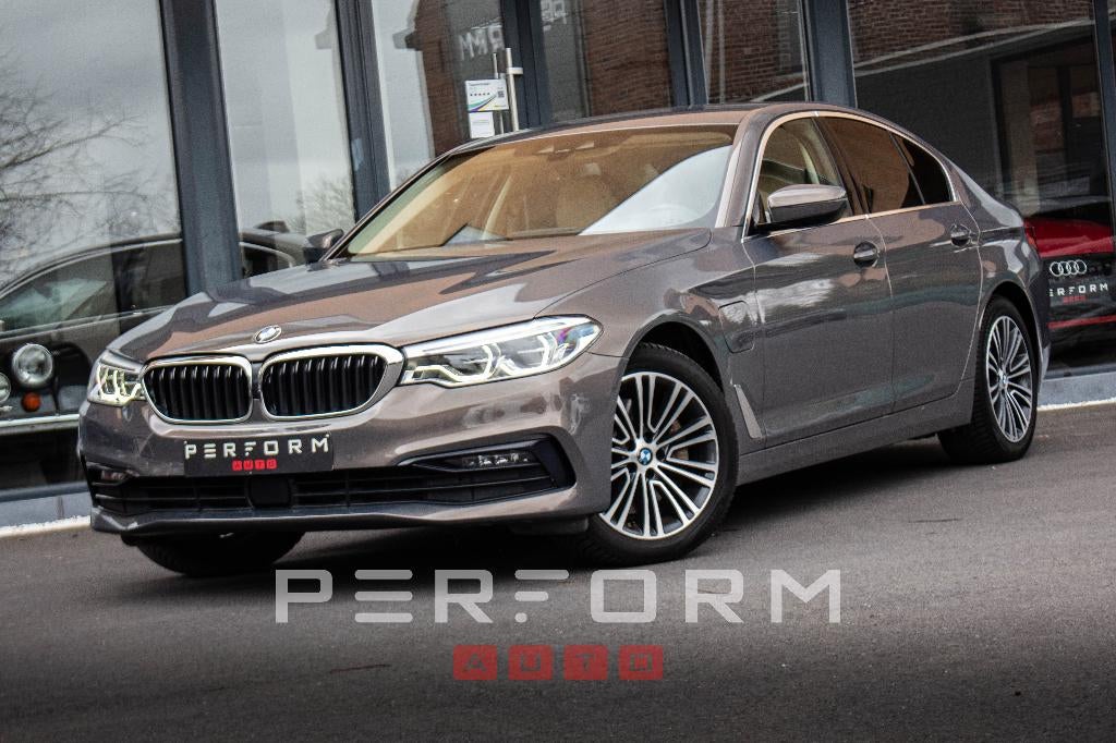 BMW 530e *SPORTLINE *SOFT CLOSE*HEAD UP*ACC* + 1J GRNT, Automaat, 4 deurs, 4 cilinders, Wit