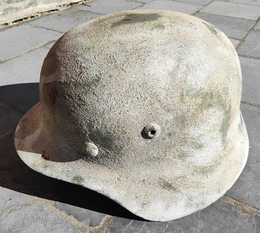 Duitse helm van wit beton uit de Tweede Wereldoorlog (kopie), Verzamelen, Ophalen of Verzenden, Landmacht, Helm of Baret