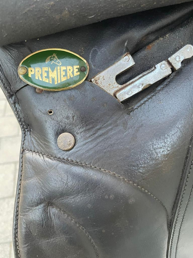 Dressuurzadel premiere, Ophalen, Zo goed als nieuw, Dressuur