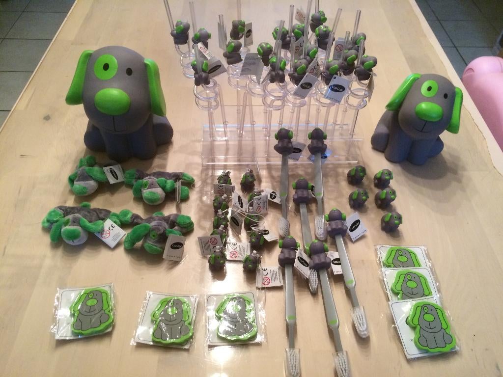 Hondje billy limoengroen van BB collectie UITVERKOOP, Ophalen of Verzenden, Nieuw, Kraamcadeau