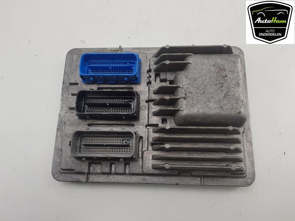 CALCULATEUR MOTEUR ECU Astra K Sports Tourer (|12681318|), Opel, Utilisé, Lisa.Scalzo@aptiv.com, Aptiv PLC