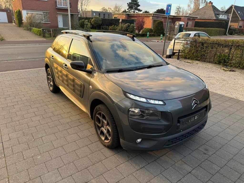 Citroen c4 cactus, Autos, Citroën, Achat, Noir, 5 portes, 5 places