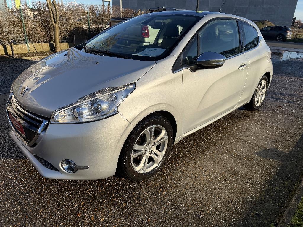 Peugeot 208 Coupé, Auto's, Peugeot, Leder en Stof, 107 g/km, Bedrijf, 3 cilinders