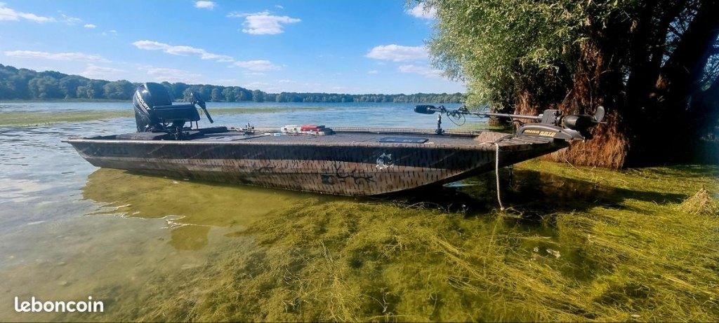 BASS BOAT XPRESS, Enlèvement, Utilisé