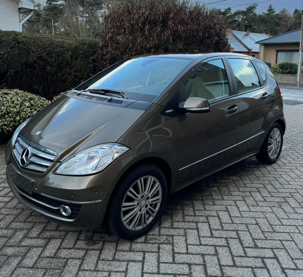 Mercedes a180 Automaat / Pano/ Cruise / Garantie, Auto's, Mercedes-Benz, Automaat, Euro 5, Bedrijf, A-Klasse