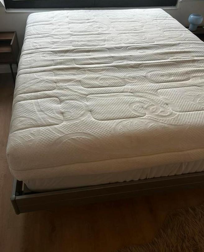 Buitenkans: dik matras op basis van koud- en traagschuim, Ophalen, Gebruikt, Tweepersoons, Matras