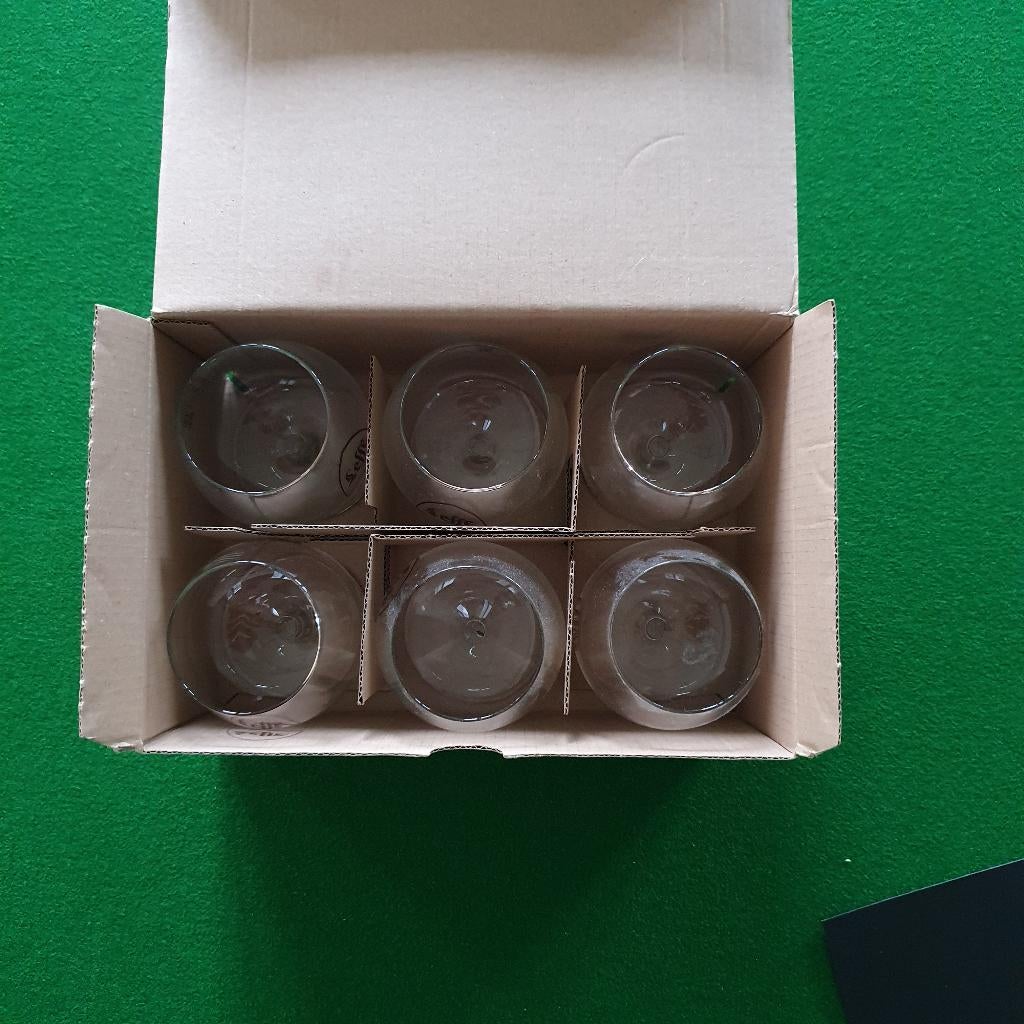 Doosje glaasjes  Leffe type Cognac 7,5 cl., Verzamelen, Biermerken, Ophalen of Verzenden, Nieuw, Glas of Glazen, Leffe