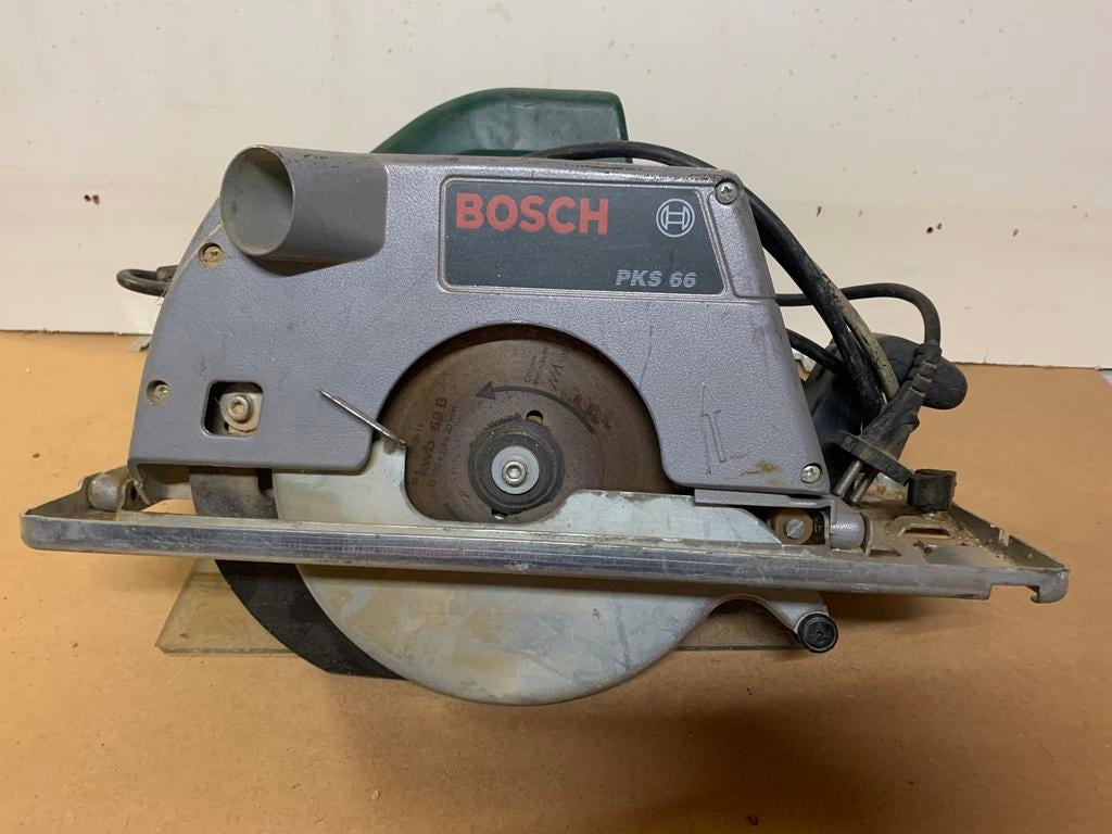 Scie circulaire BOSCH, Bricolage & Construction, Enlèvement, Utilisé, Scie circulaire