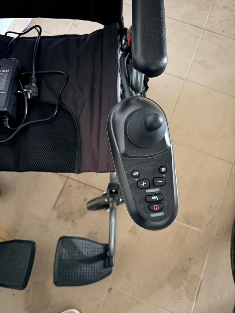 Electrische rolwagen, Diversen, Rolstoelen, Ophalen, Inklapbaar, Zo goed als nieuw