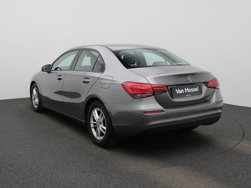 Mercedes-Benz A-Klasse Limousine A 180d DCT Business Solutio, Autos, Mercedes-Benz, Entreprise, 116 ch, Noir, Automatique