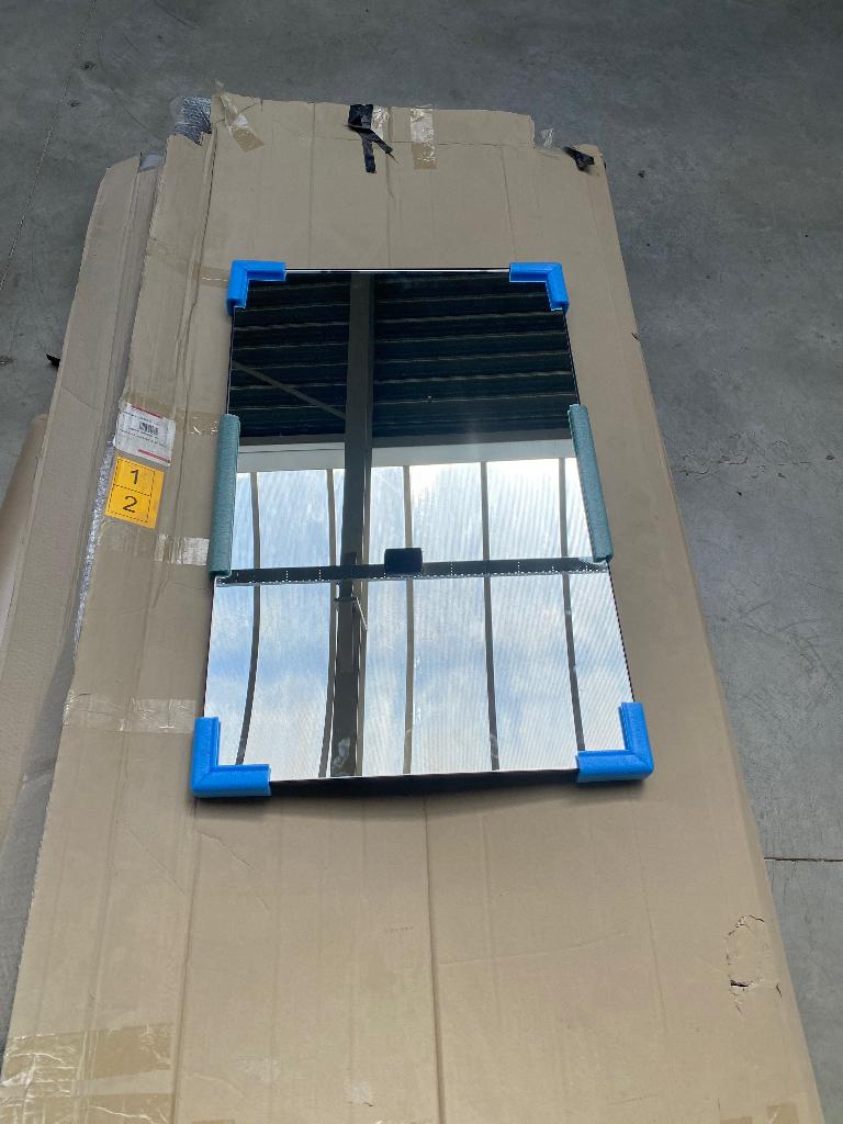 Nieuwe spiegel met zwarte kader, Huis en Inrichting, Woonaccessoires | Spiegels, Ophalen, Nieuw, Minder dan 100 cm, Rechthoekig