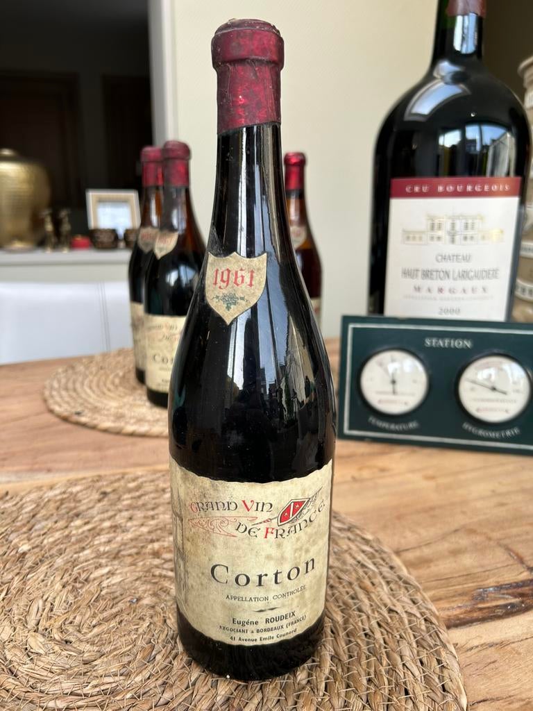 Rare vieux vin de Bourgogne —Corton 1961 Grand Vin de France, Collections, Vins, Enlèvement, France, Vin rouge, Utilisé