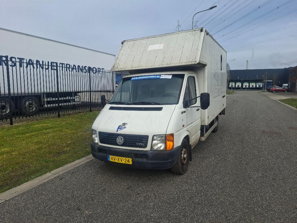 volkswagen LT 35  (motor tikt), Auto's, Bestelwagens en Lichte vracht, Voorwielaandrijving, Volkswagen, Wit, Particulier