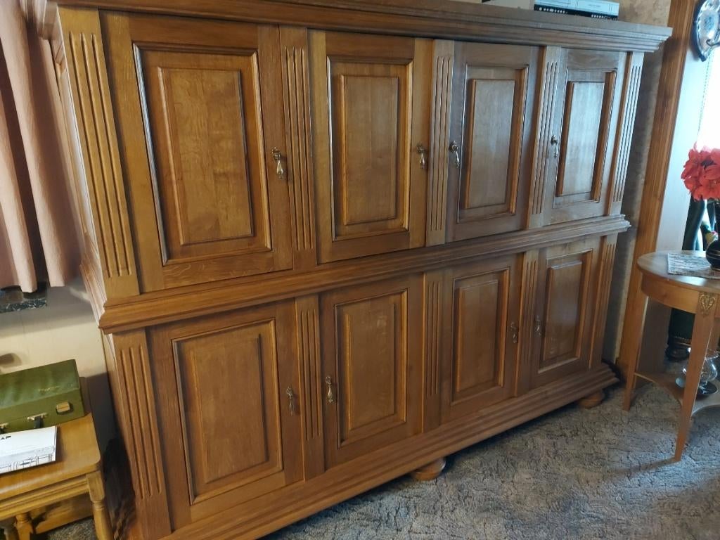 Handgemaakte massief eiken wandkast, Ophalen, Met deur(en), Eikenhout, Zo goed als nieuw