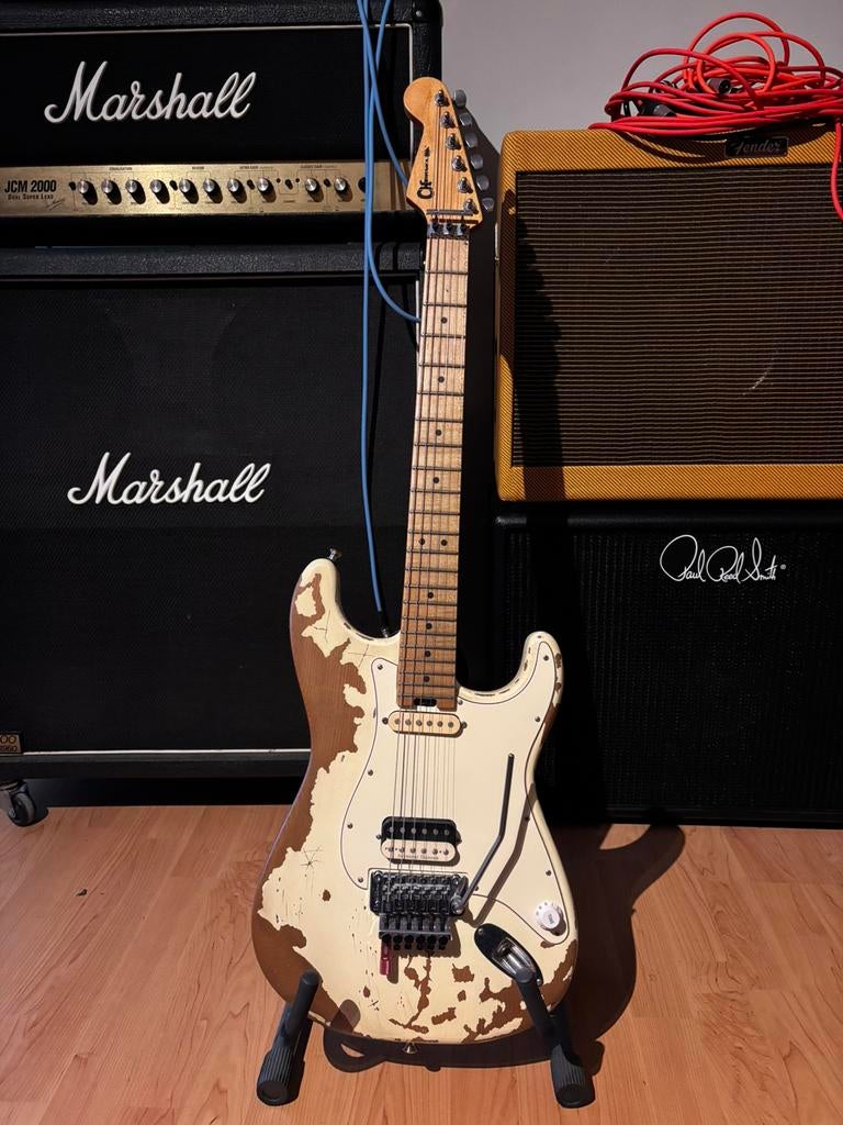 Charvel Henrik Danhage Lim. Ed., Ophalen, Zo goed als nieuw