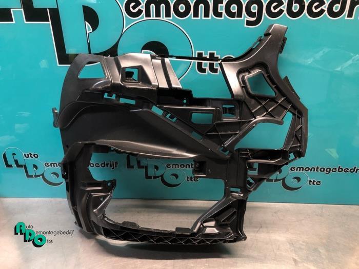 Bumperdeel rechts-voor van een BMW X1 (X1 15-), Gebruikt, -, -, Ophalen of Verzenden