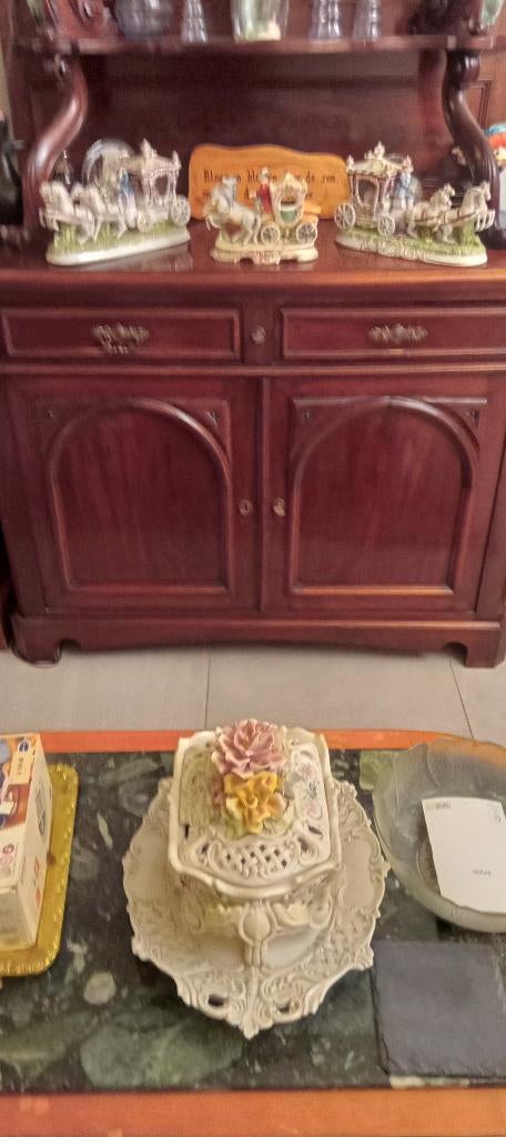 3 koetsen met paarden en princes, Ophalen