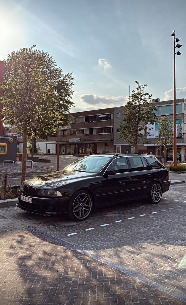 Bmw 525i e39 kan ook ruilen, Auto's, Automaat, 4 deurs, Achterwielaandrijving, Zwart