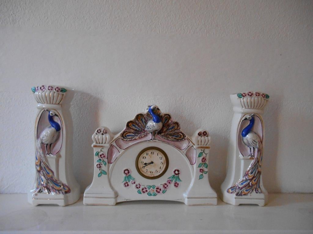 Art Deco schouwgarnituur klok en 2 vazen AMC Belgium (pauw), Antiquités & Art, Enlèvement