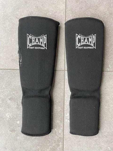 Scheen-en voetbeschermers boksen, Sport en Fitness, Ophalen, Zo goed als nieuw, Boksbeschermers