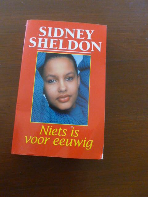 boek niets is voor eeuwig, Ophalen of Verzenden, Zo goed als nieuw
