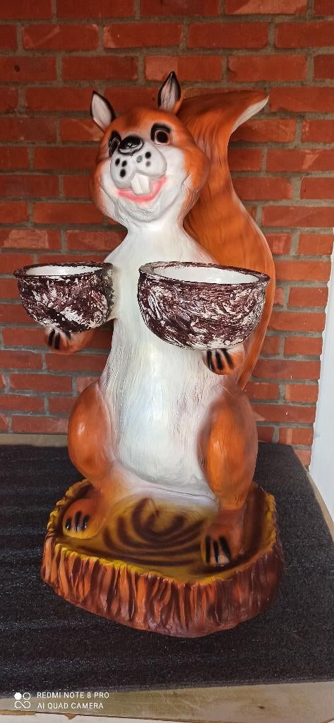 écureuil avec des pots, Enlèvement, Neuf, Synthétique, Animal