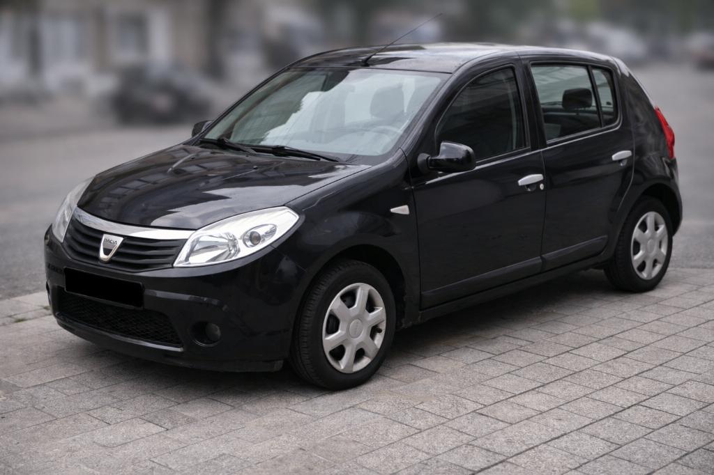 Dacia Sandero 1.2i - 2010 – 94.000 km – Entretien en ordre, Caméra de recul, 5 portes, 5 places, Particulier