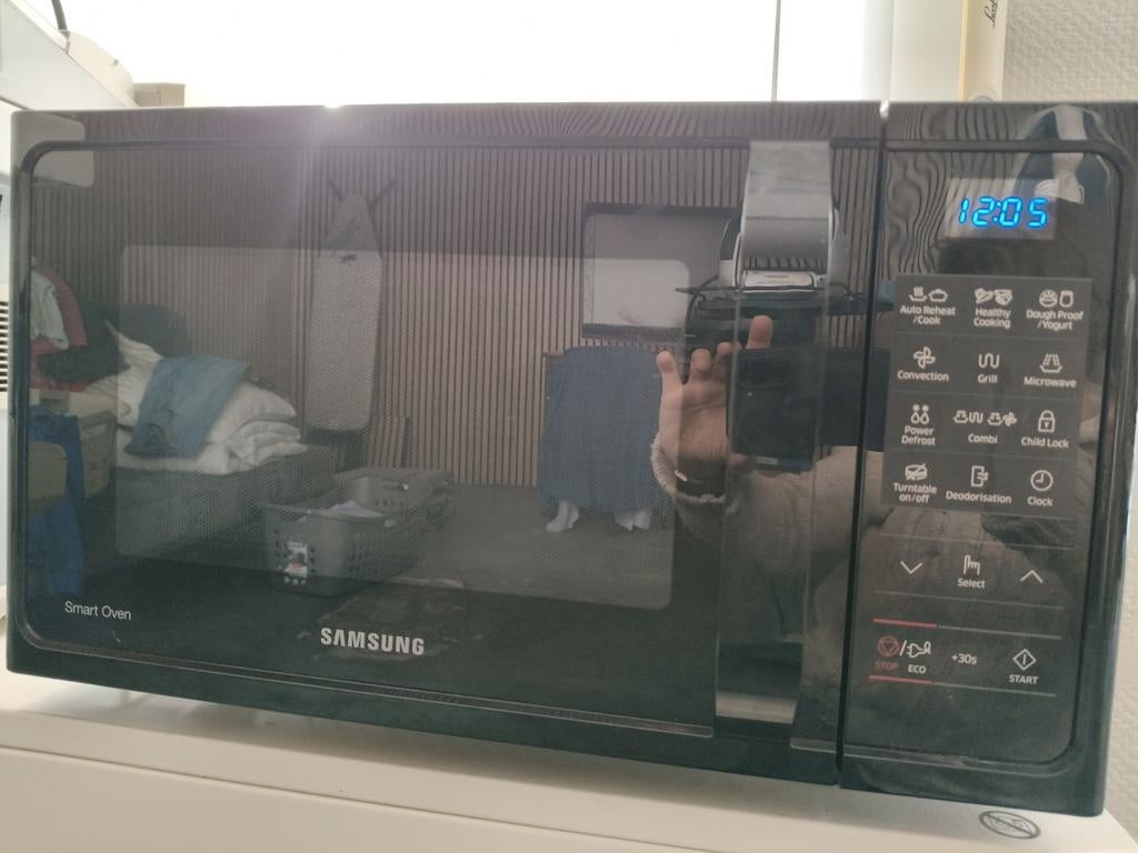 Samsung smart microgolfoven, Elektronische apparatuur, Microgolfovens, Ophalen, Zo goed als nieuw, Draaiplateau, Vrijstaand