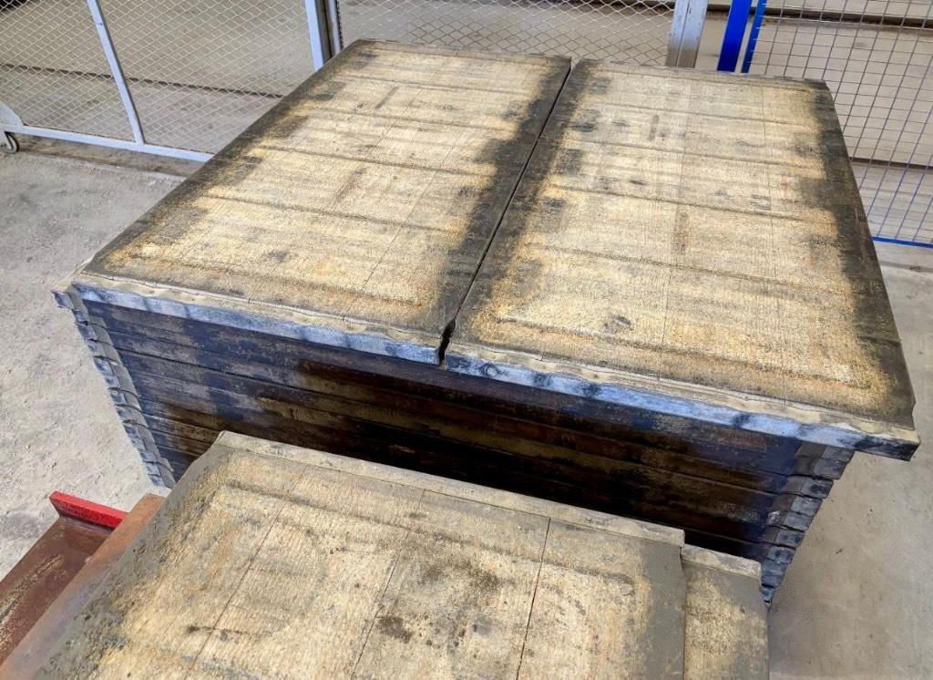 Panneaux de coffrage bois massif – Douglas 120X60X4 cm