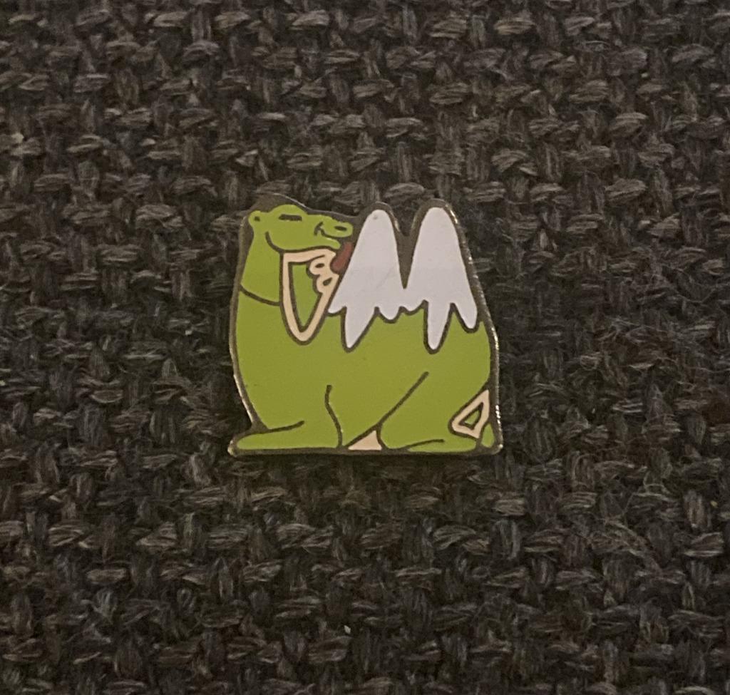 PIN - CAMEL - KAMEEL - CHAMEAU, Envoi, Utilisé, Animal et Nature, Insigne ou Pin's