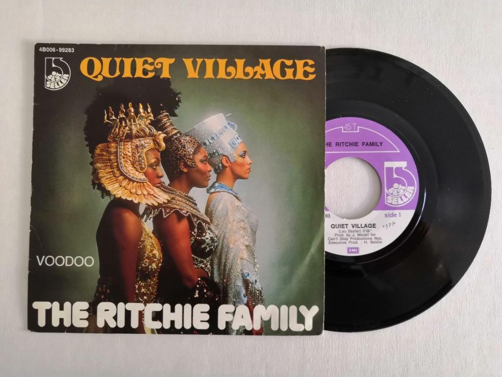 RITCHIE FAMILY - Quiet village (45t), 7 inch, Single, Dance, Ophalen of Verzenden