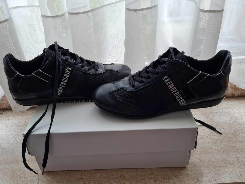 Belles chaussures noires Bikkembergs . Pointure 38, Porté, Noir, Envoi, Bikkembergs