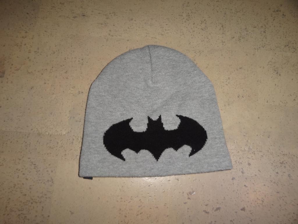 Grijze muts Batman H&M 4-8 jaar, Ophalen of Verzenden, Zo goed als nieuw, Muts
