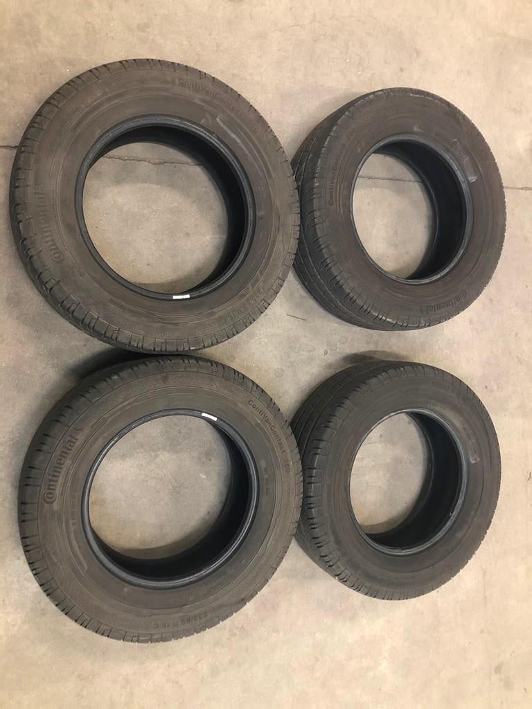 Continental 235/65 R16 C 115/113R, Auto-onderdelen, Banden en Velgen, Ophalen, 16 inch, 235 mm, Band(en)