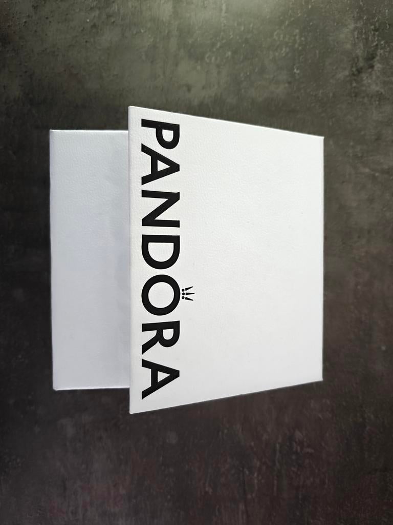Pandora armband nieuw!, Handtassen en Accessoires, Armbanden, Ophalen