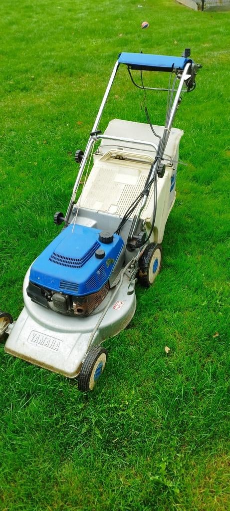 Tondeuse professionnelle YAMAHA, Enlèvement, Comme neuf