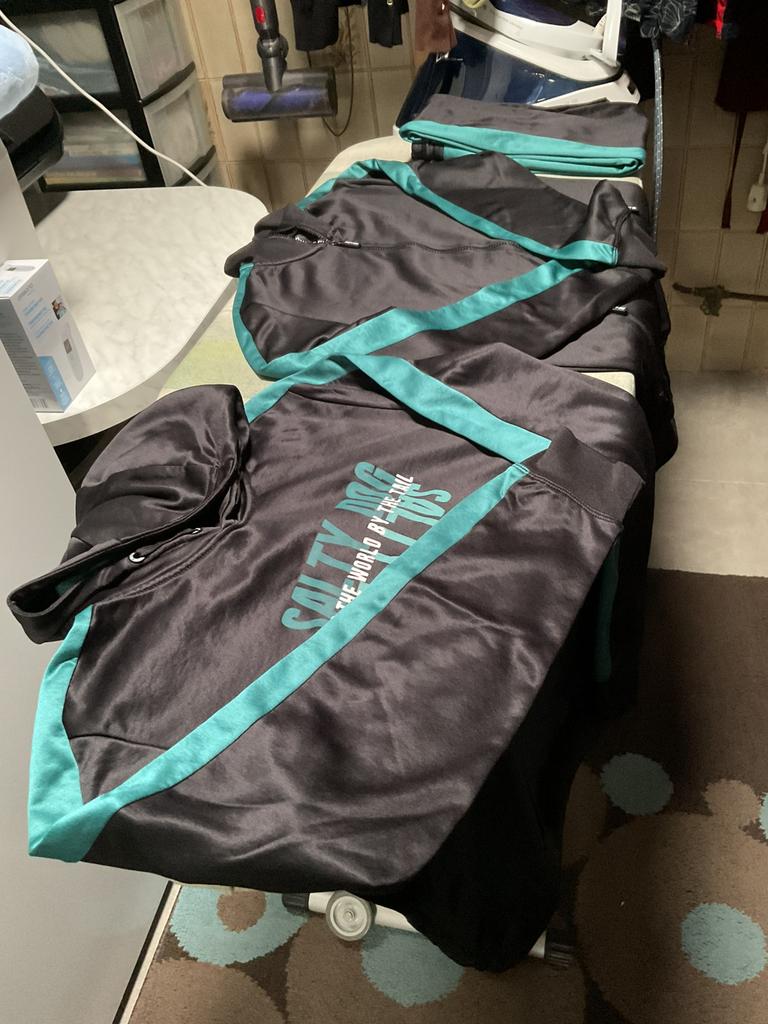 Trui en trainingsvest 170/176, Kinderen en Baby's, Kinderkleding | Maat 170, Ophalen, Zo goed als nieuw, WE, Jongen