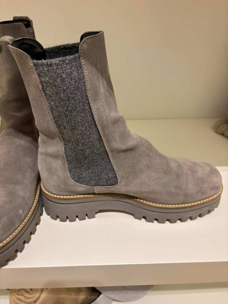 Partij laarzen te koop, maat 39, Enlèvement ou Envoi, Autres couleurs, Comme neuf, Boots et Botinnes