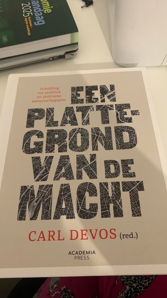 Een olattegrond van de macht, Boeken, Ophalen, Zo goed als nieuw