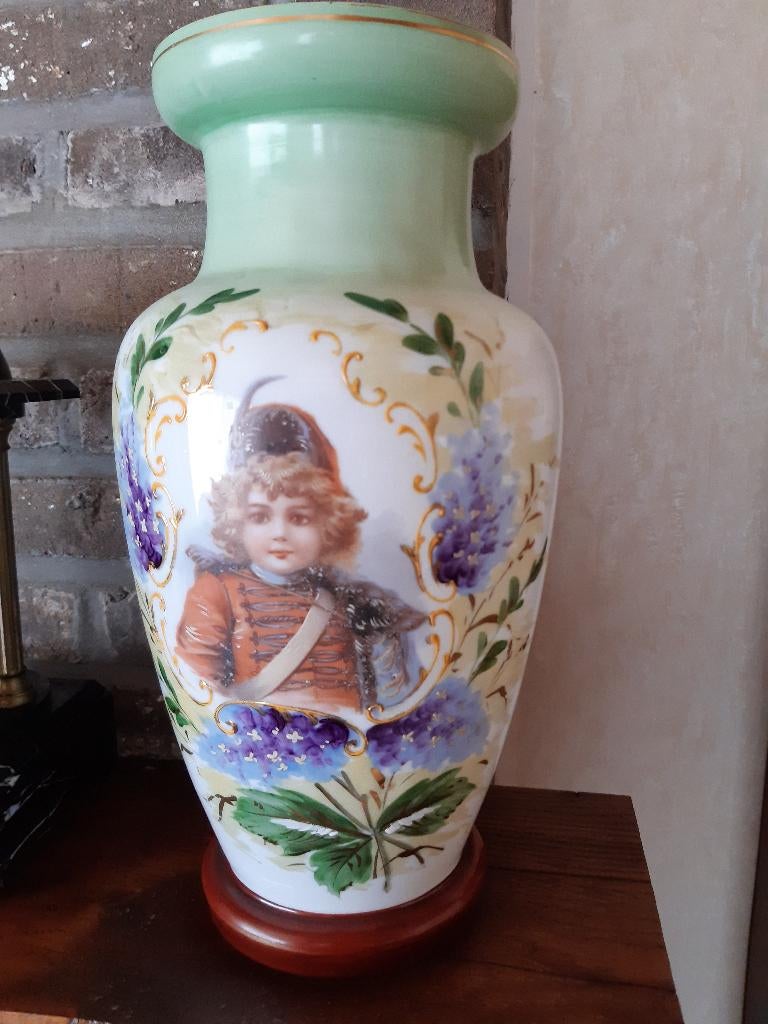 2 Antieke opaline glazen vazen, Antiquités & Art, Antiquités | Vases, Enlèvement